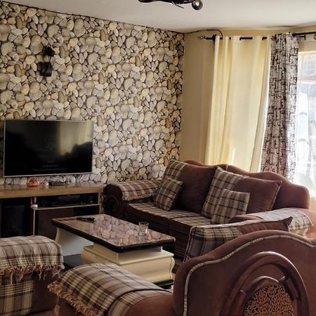 Ree Homestay And Safaris -Jkia Mlolongo ภายนอก รูปภาพ